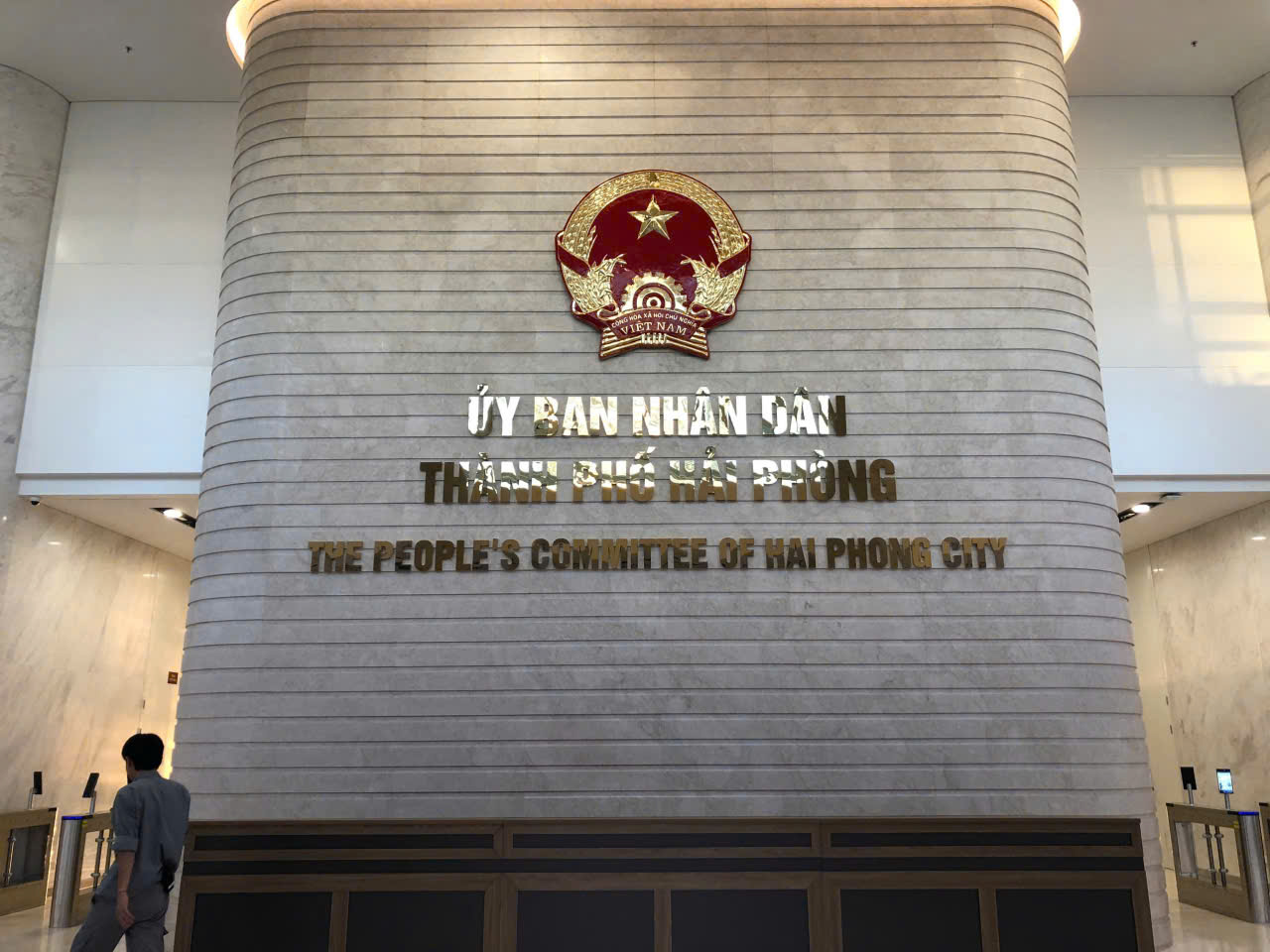 QUỐC HUY TRUNG TÂM HÀNH CHÍNH HẢI PHÒNG